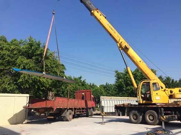 鋼結構廠房安裝時易出現偏差的解決方法